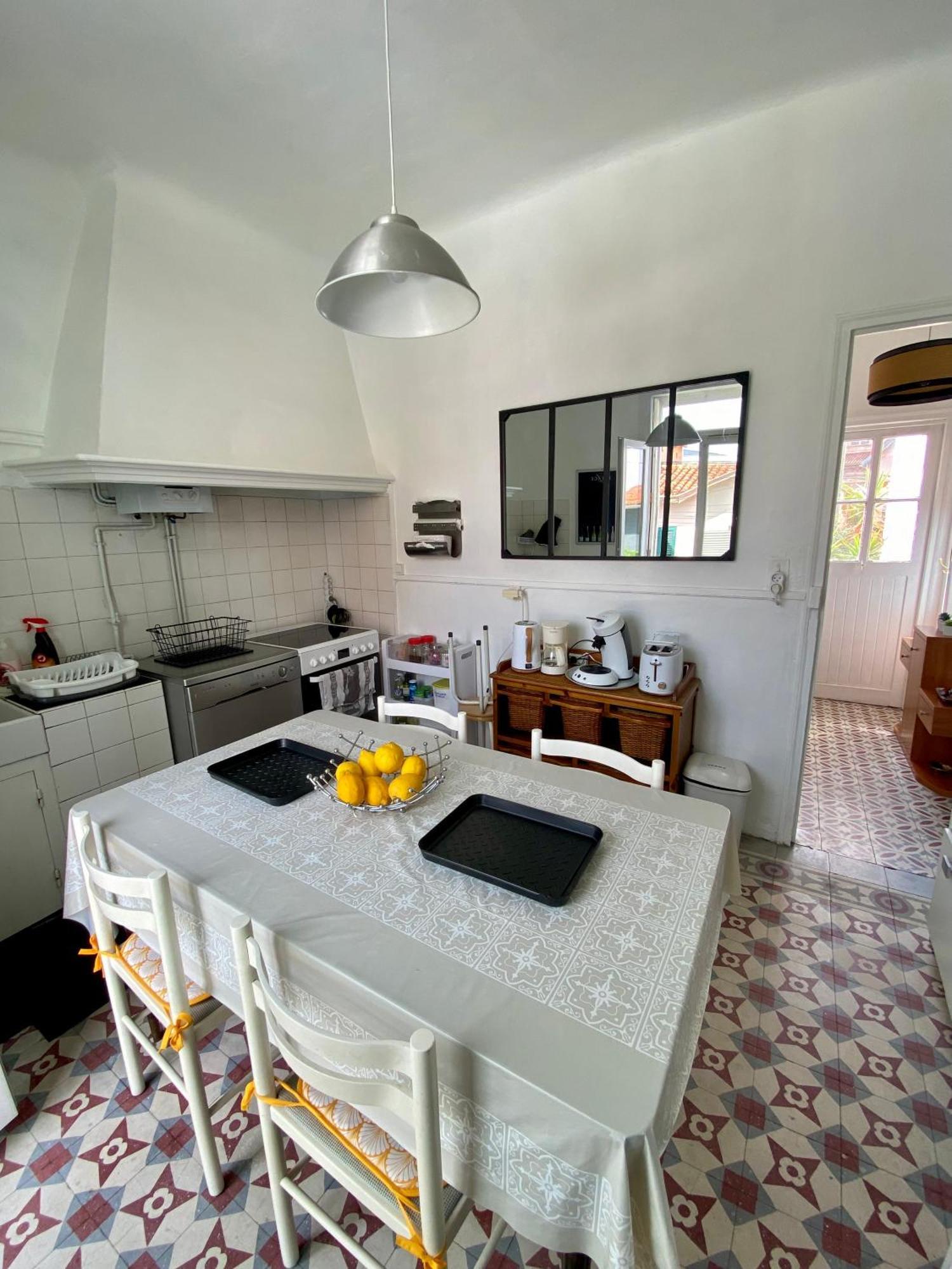Grand Appartement En Centre Ville Avec Terrasse Perpignan Extérieur photo